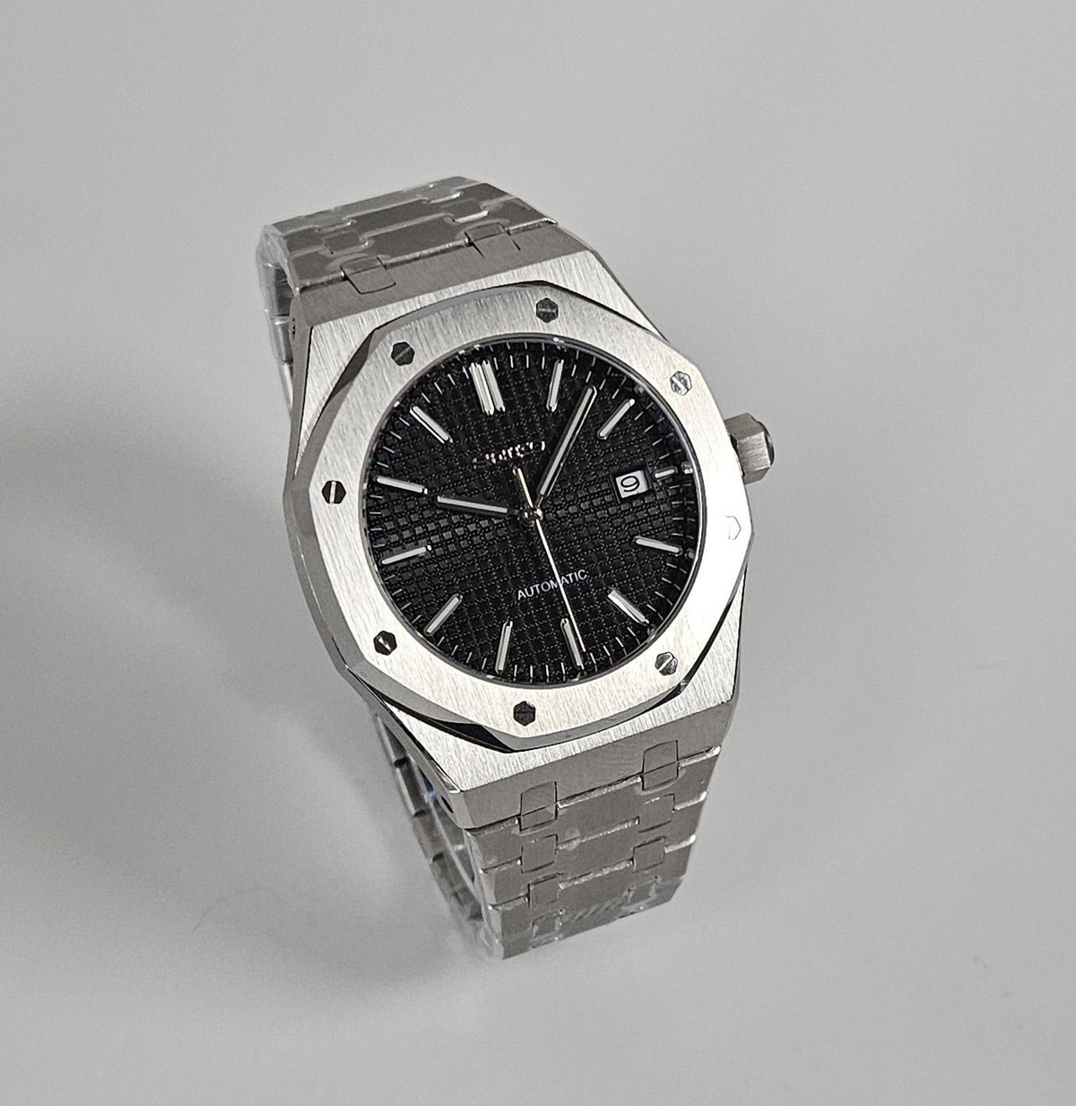Royal Oak | Black